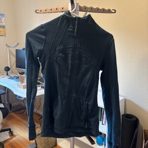 Lululemon size 4 define worn 5x